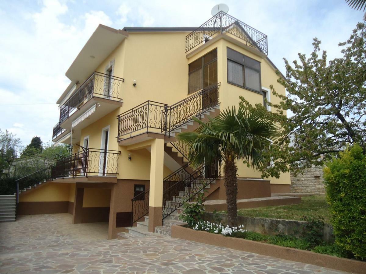 Hotel Mariella Bašanija Exterior foto